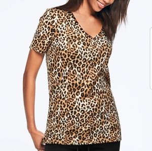 NEW, VS PINK LEOPARD  PERFECT V NECK TEE